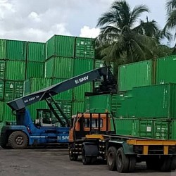 CRANE THE CONTAINERO INDONESIA